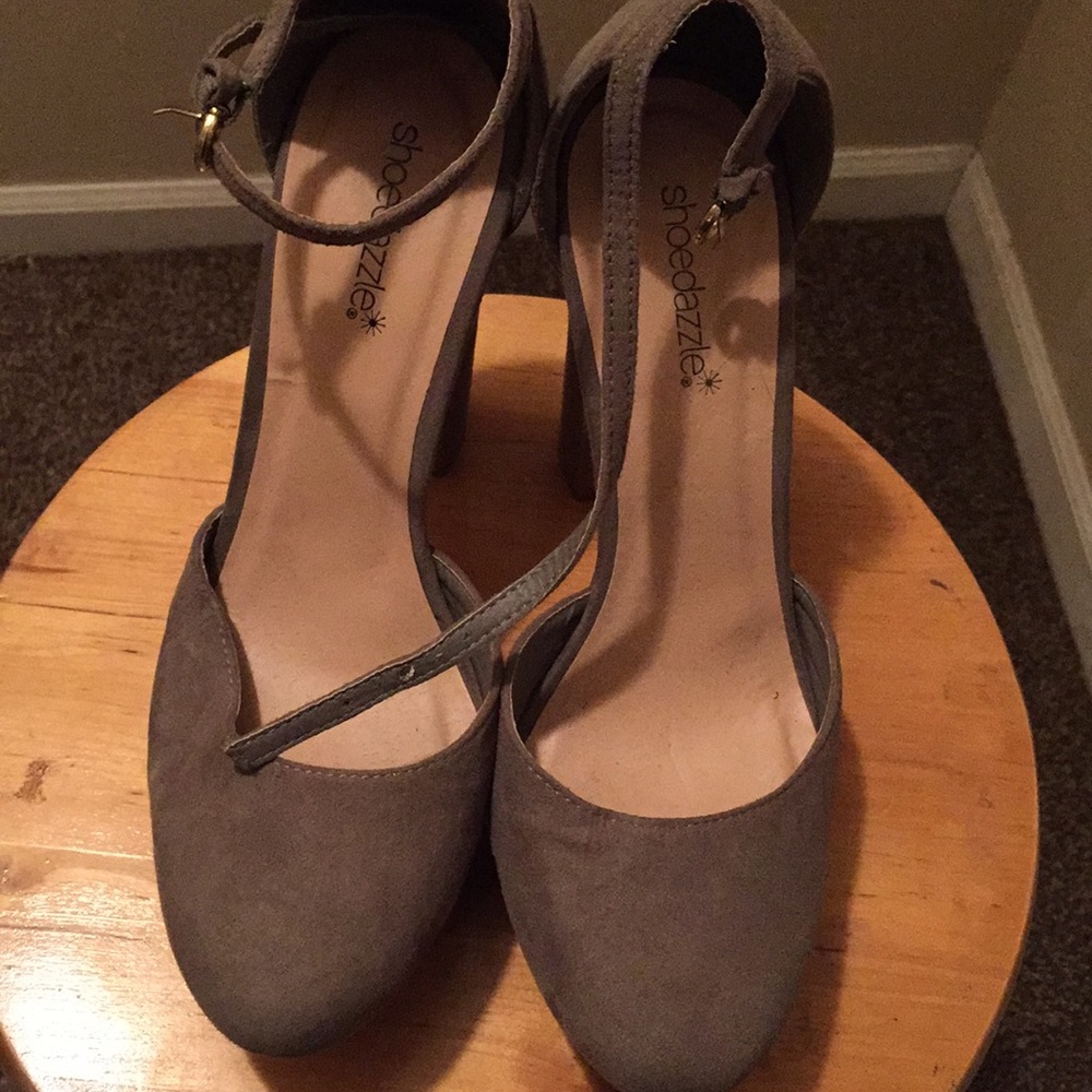 Shodazzle Pumps